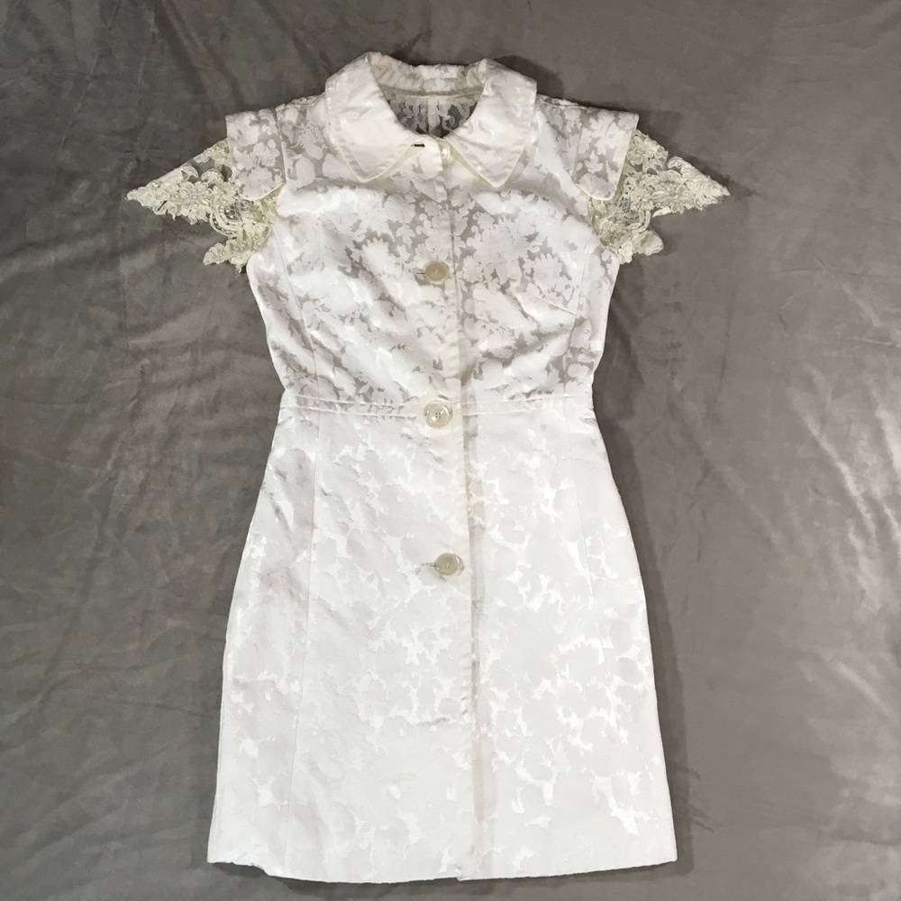 Vintage wedding dress - simple & sweet